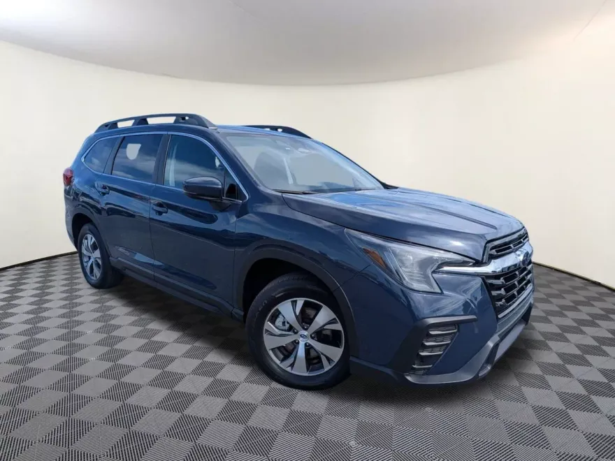 2024 Subaru Ascent Premium photo 1