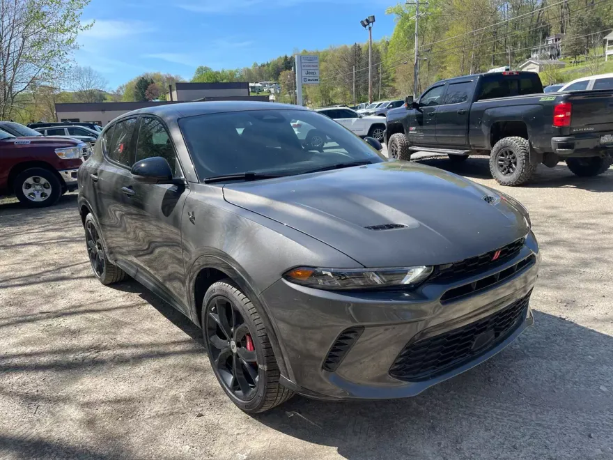2024 Dodge Hornet R/T photo 1