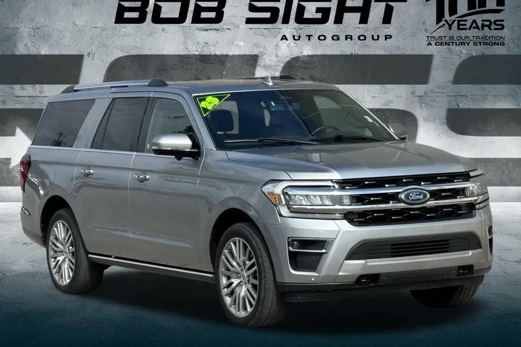 2023 Ford Expedition MAX Limited photo 1