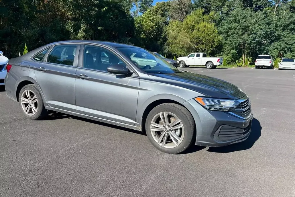 2024 Volkswagen Jetta 1.5T SE photo 1