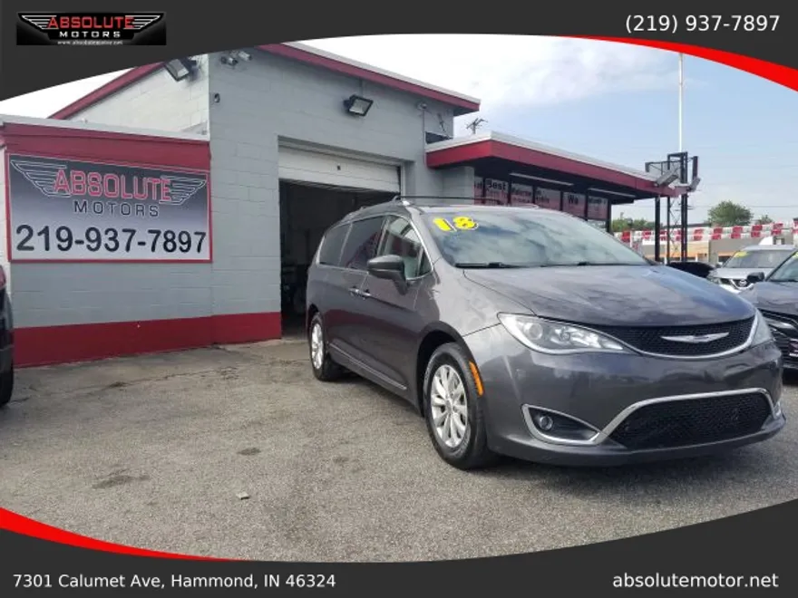 2018 Chrysler Pacifica Touring Plus photo 1