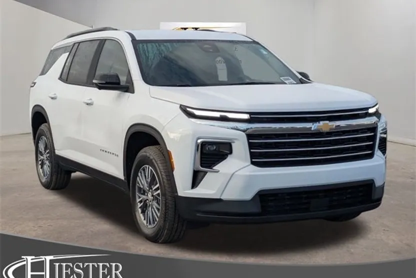 2026 Chevrolet Traverse photo 1