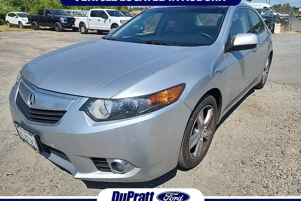2013 Acura TSX photo 1