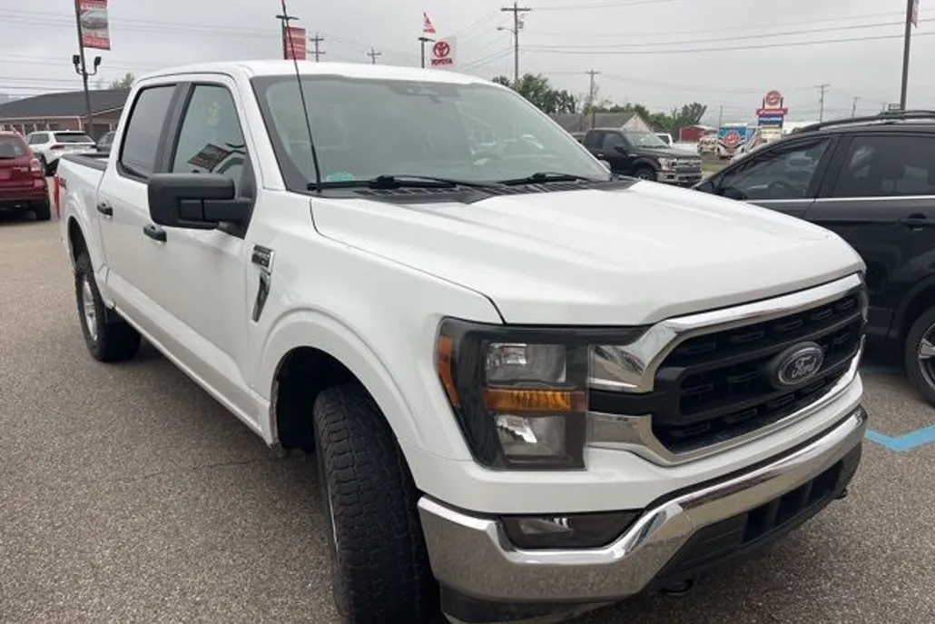2023 Ford F-150 XLT photo 1