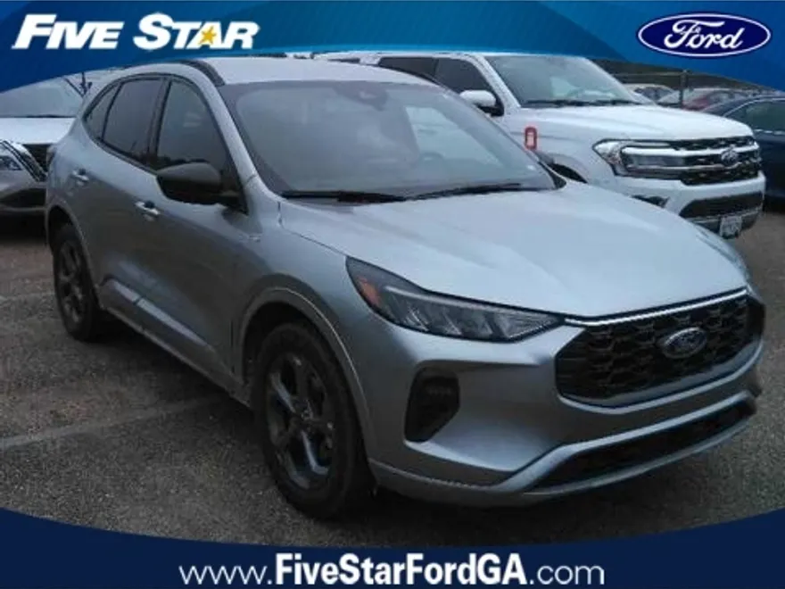 2023 Ford Escape ST-Line photo 1