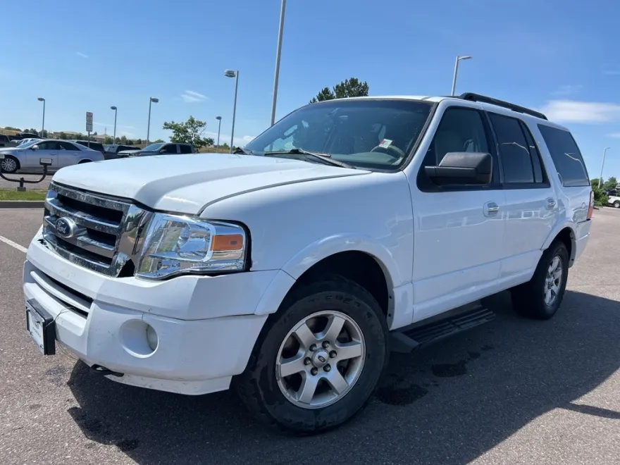 2010 Ford Expedition XLT photo 1