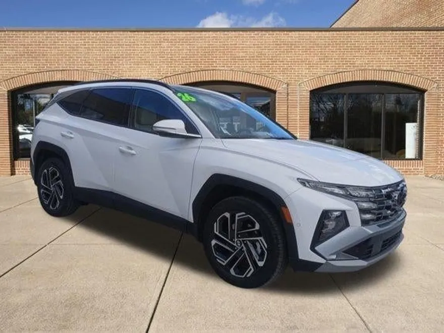 2026 Hyundai Tucson Limited photo 1