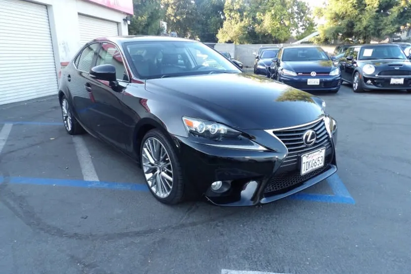 2014 Lexus IS 250 photo 1