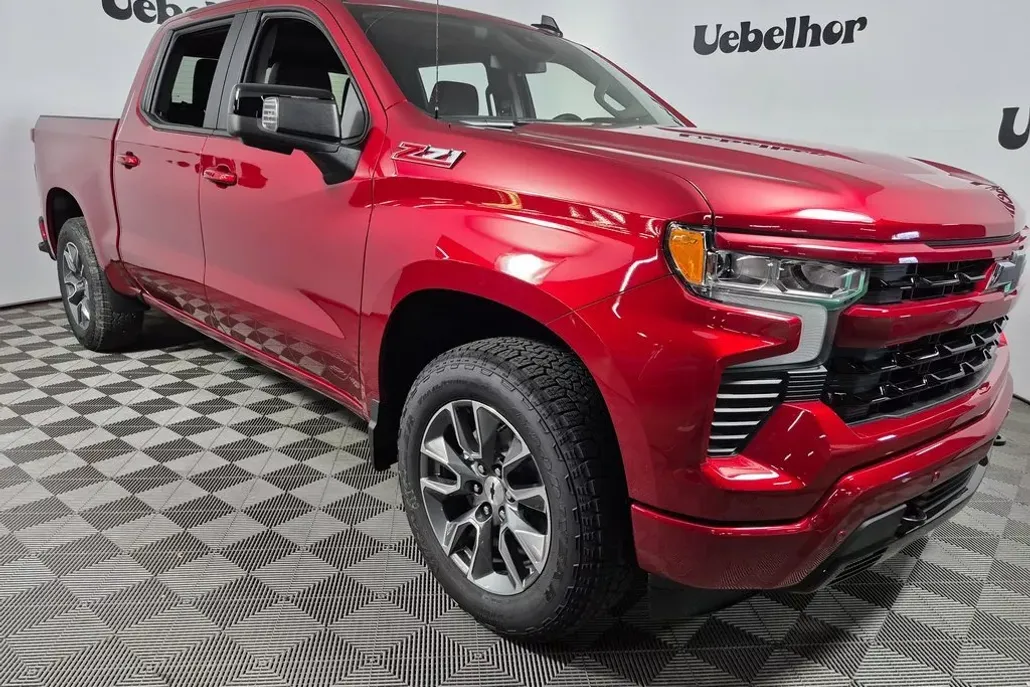 2026 Chevrolet Silverado 1500 LTZ photo 1