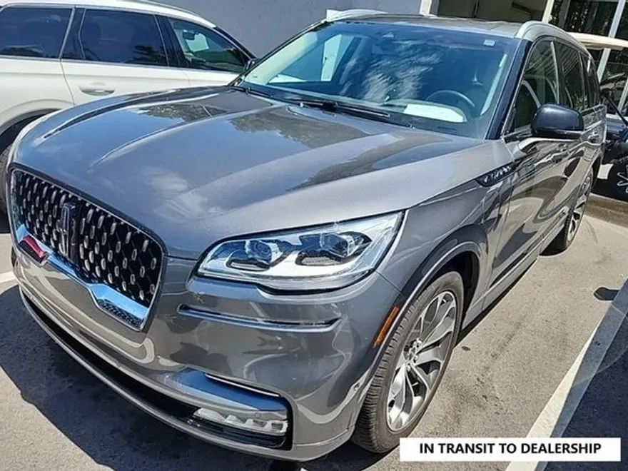 2022 Lincoln Aviator Grand Touring photo 1