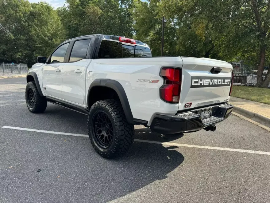 2026 Chevrolet Colorado ZR2 photo 1