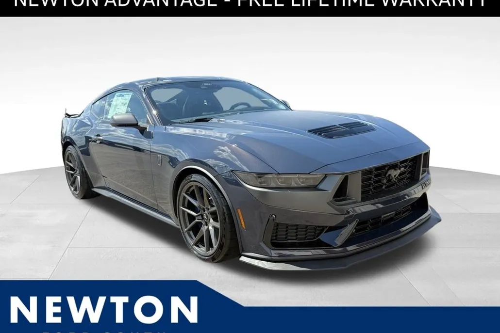 2025 Ford Mustang Dark Horse Premium photo 1