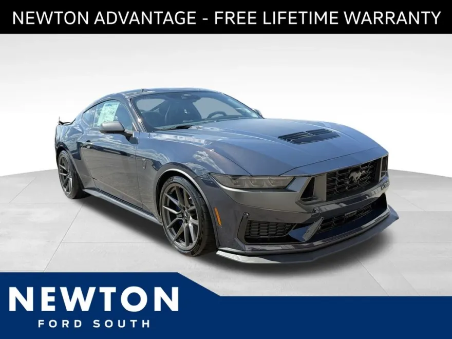 2025 Ford Mustang Dark Horse Premium photo 1