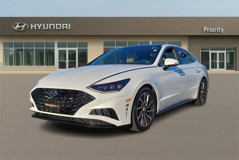 2021 Hyundai Sonata Limited photo 1