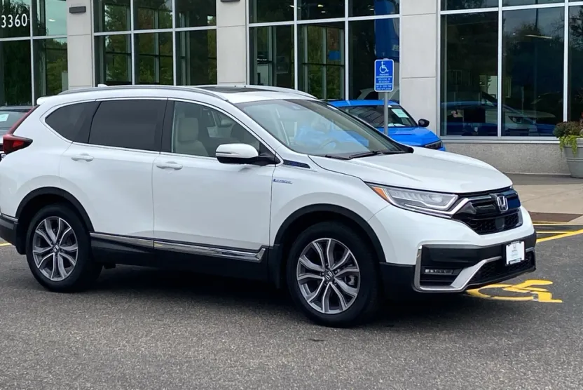 2022 Honda CR-V Hybrid Touring photo 1