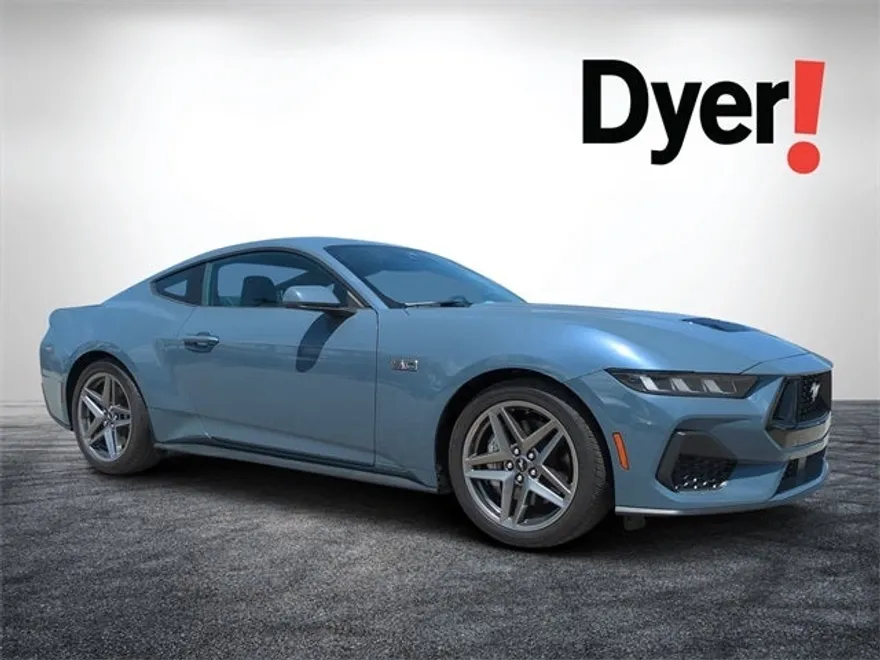 2024 Ford Mustang GT photo 1