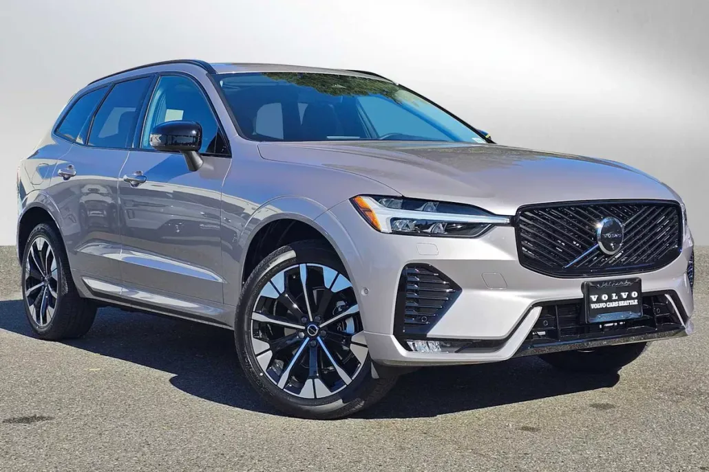 2026 Volvo XC60 B5 Plus photo 1