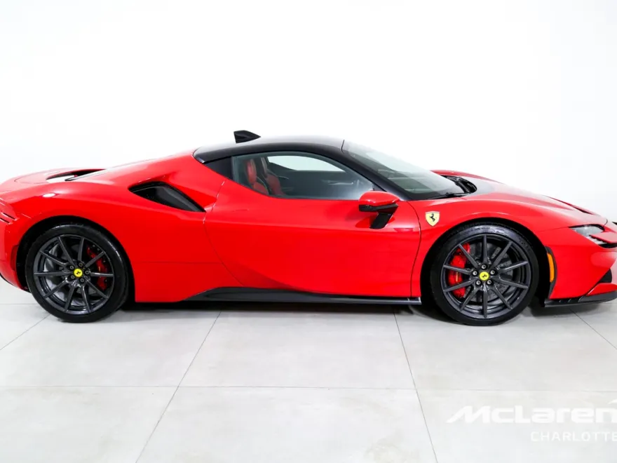 2021 Ferrari SF90 Stradale photo 9