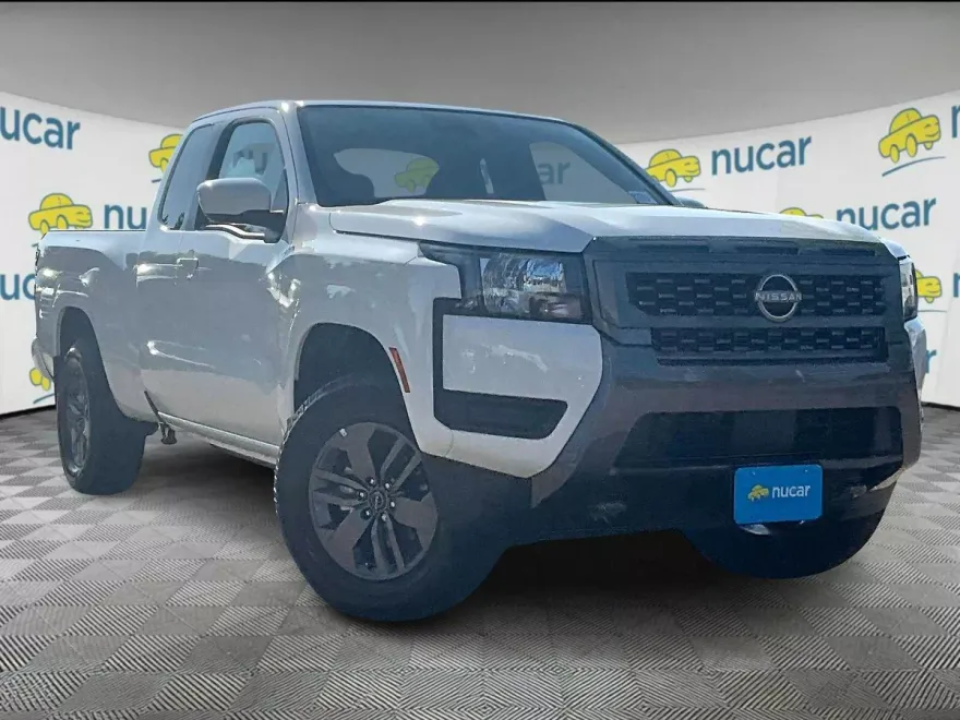 2025 Nissan Frontier SV photo 1