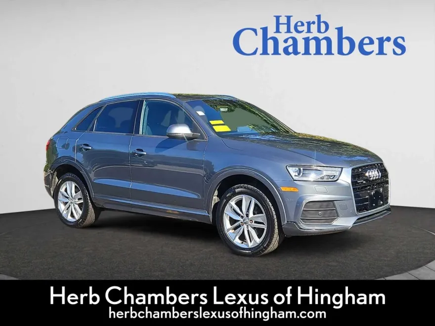 2017 Audi Q3 Premium photo 1