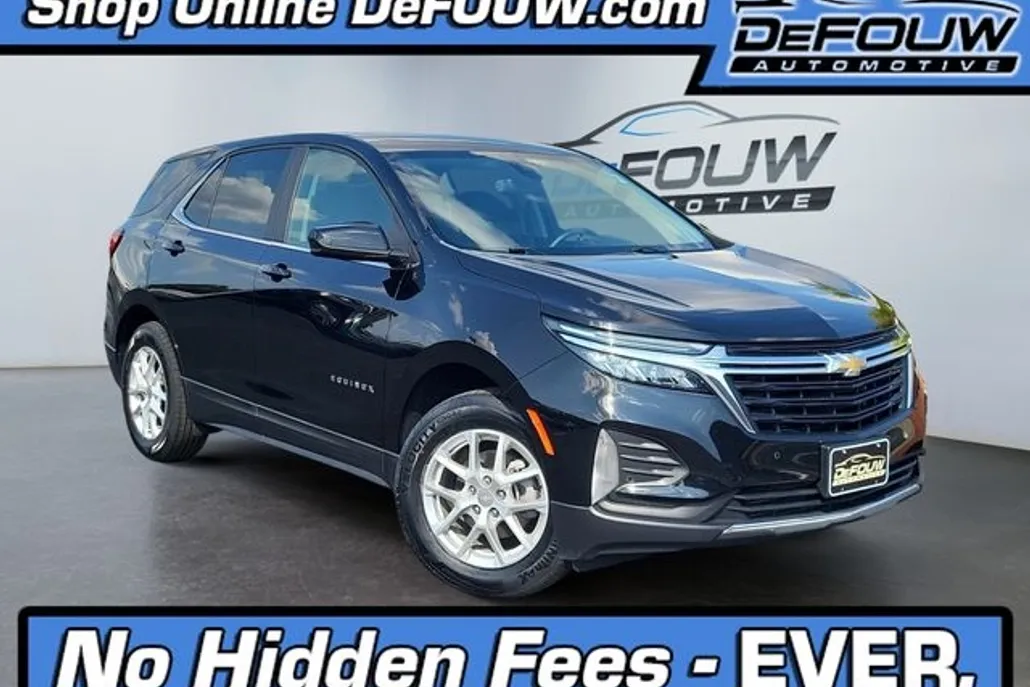 2024 Chevrolet Equinox LT photo 1
