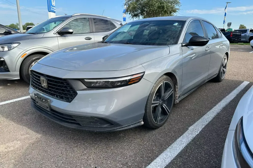 2023 Honda Accord Hybrid Sport photo 1