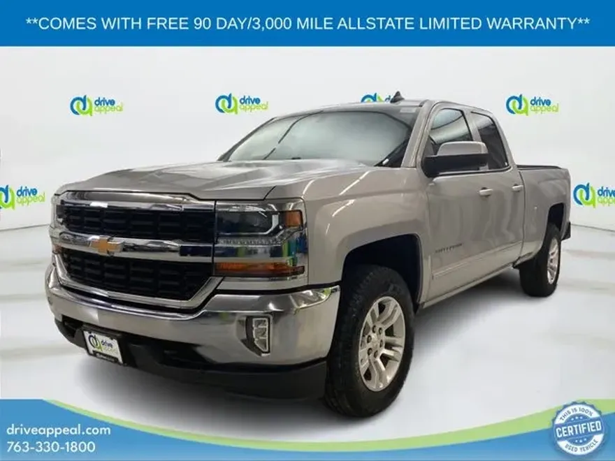 2017 Chevrolet Silverado 1500 LT photo 1
