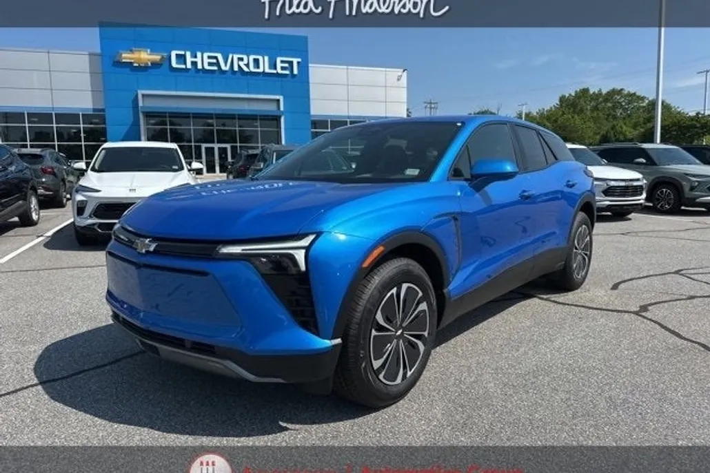 2025 Chevrolet Blazer EV photo 1