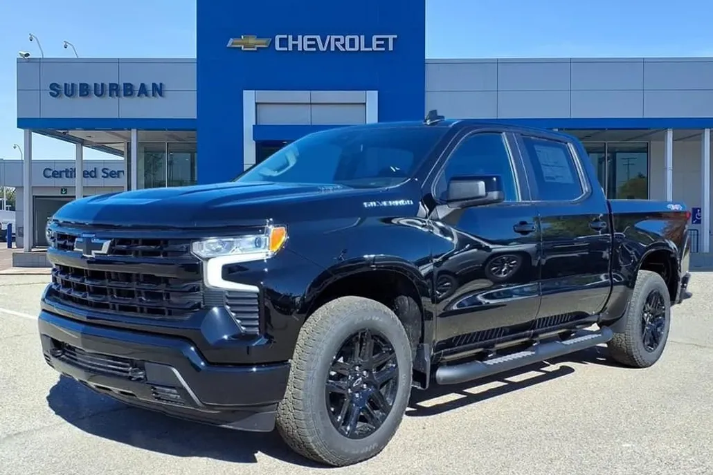 2026 Chevrolet Silverado 1500 RST photo 1