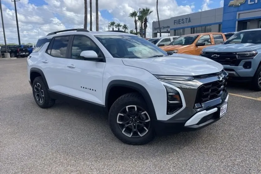 2026 Chevrolet Equinox ACTIV photo 1