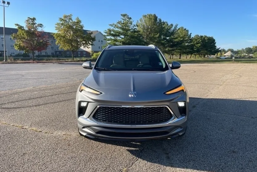 2024 Buick Encore GX Avenir photo 1