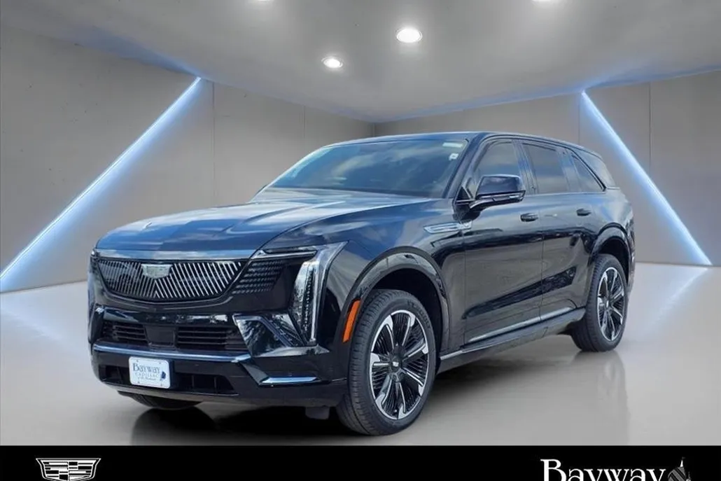 2025 Cadillac Escalade IQ Sport photo 1