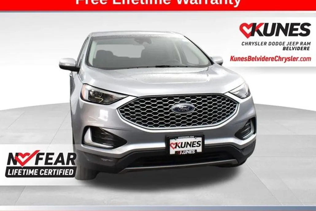 2023 Ford Edge SEL photo 1