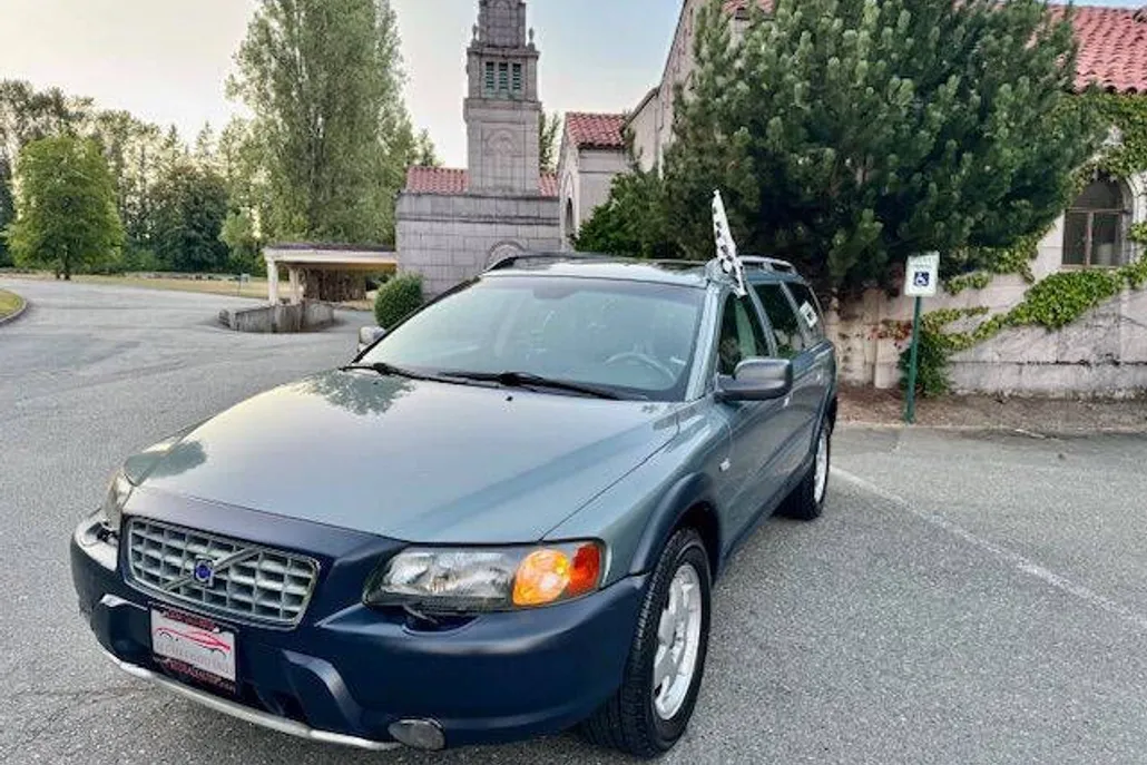 2003 Volvo XC70 photo 1