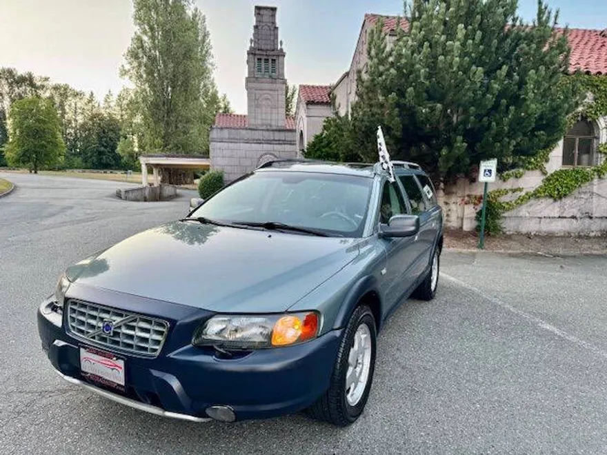 2003 Volvo XC70 photo 1
