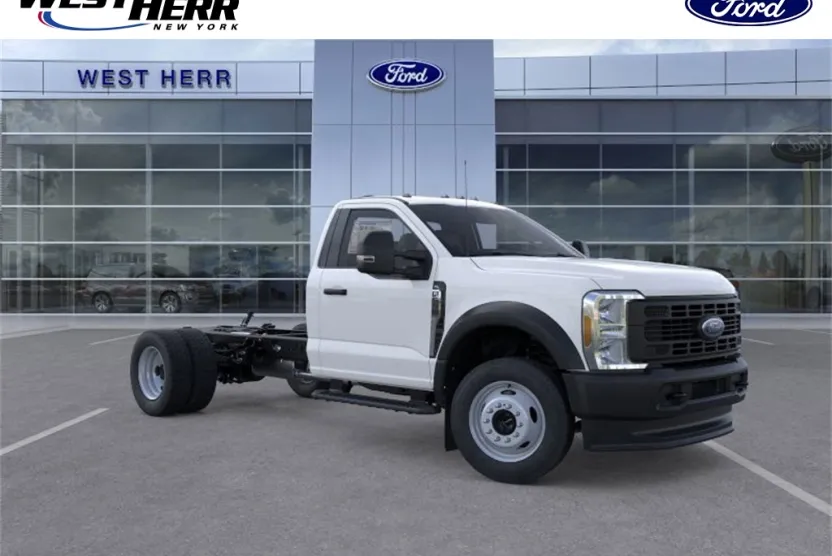2026 Ford F-550 photo 1