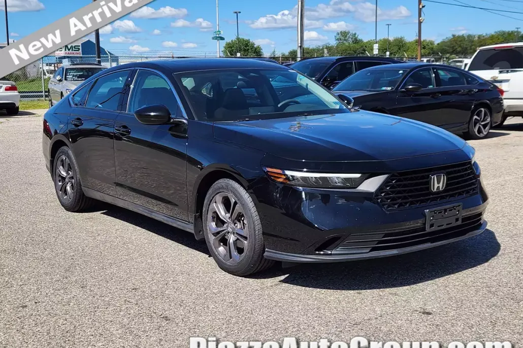 2023 Honda Accord EX photo 1