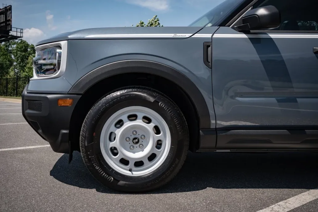 2025 Ford Bronco Sport Heritage photo 1
