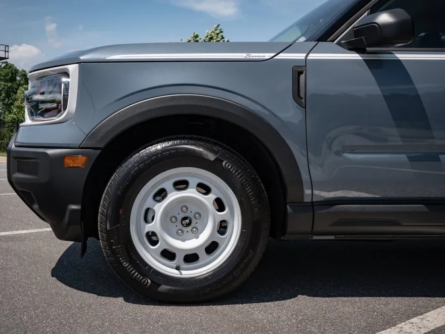 2025 Ford Bronco Sport Heritage photo 1