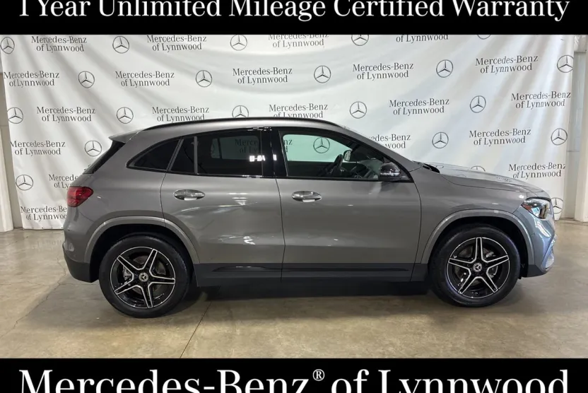 2025 Mercedes Benz GLA 250 4MATIC photo 1
