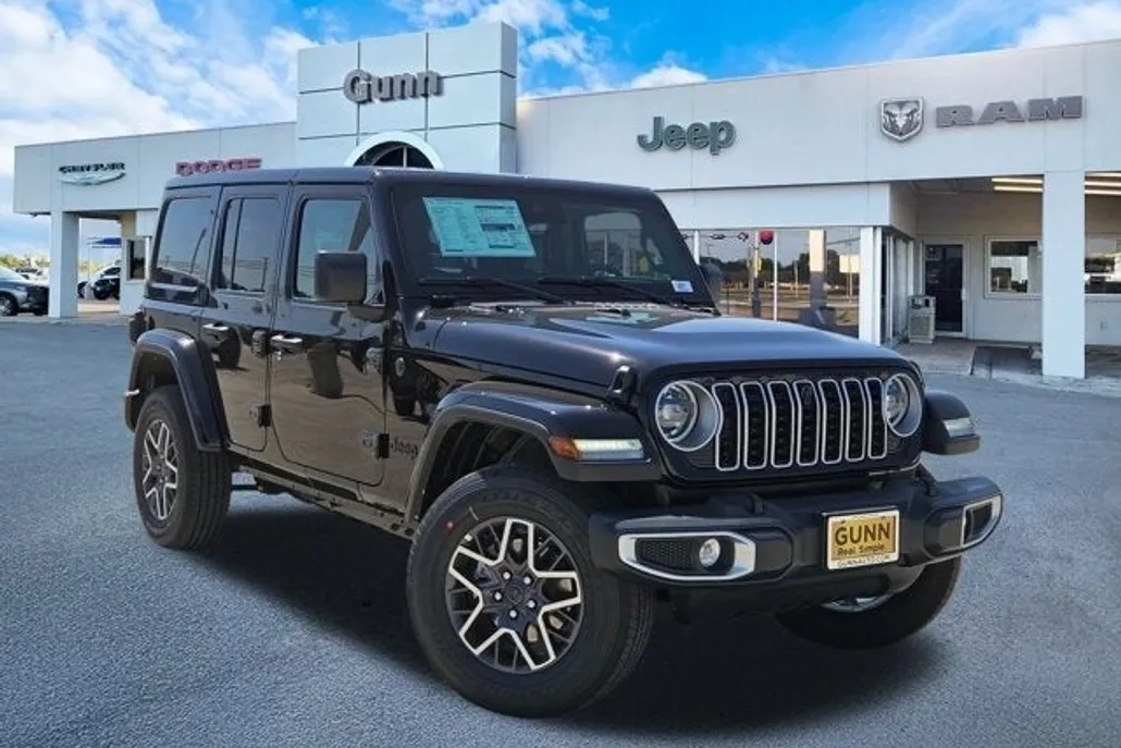2025 Jeep Wrangler Sahara photo 1