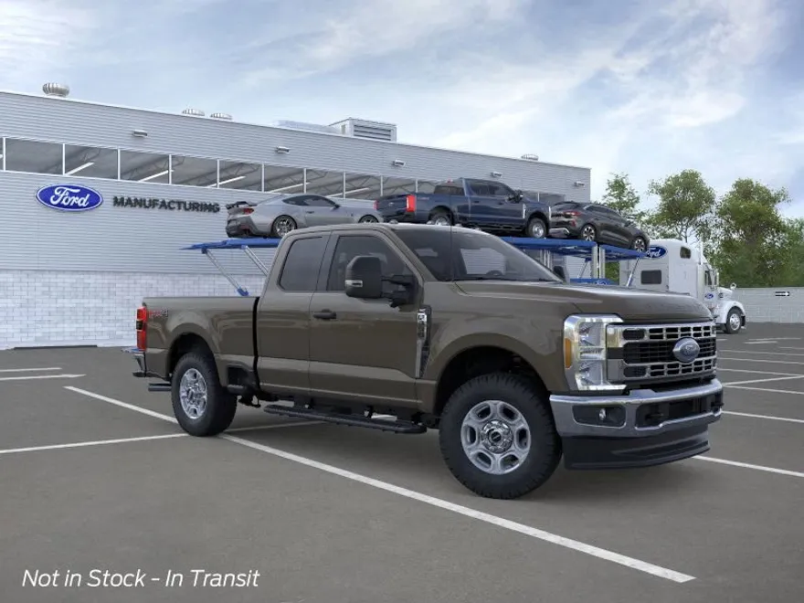 2026 Ford F-350 XLT photo 1