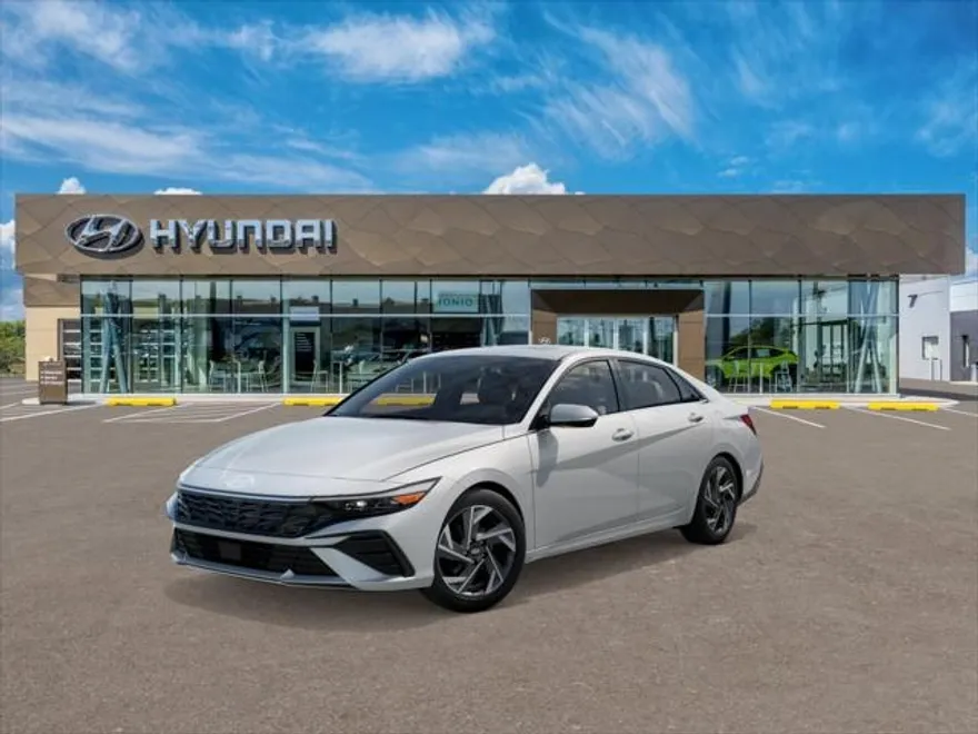 2025 Hyundai Elantra Limited photo 1