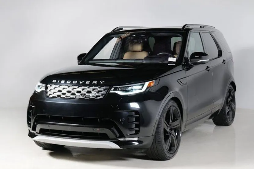 2023 Land Rover Discovery Metropolitan Edition photo 1