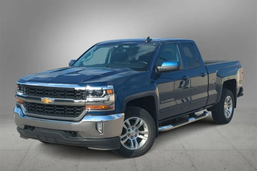 2019 Chevrolet Silverado 1500 LT photo 1