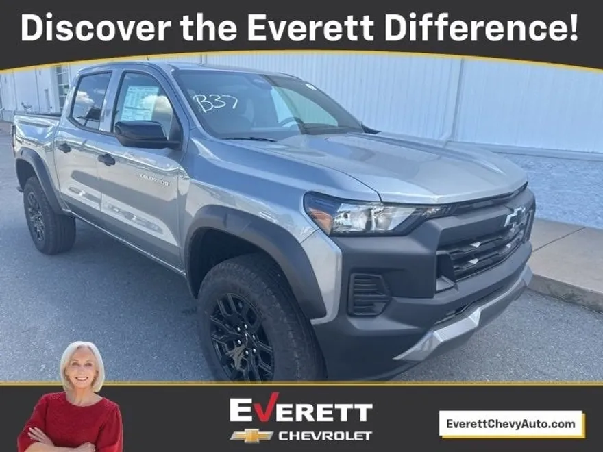 2026 Chevrolet Colorado Trail Boss photo 1