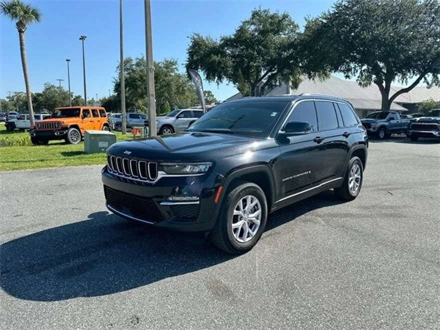 2022 Jeep Grand Cherokee Limited photo 1