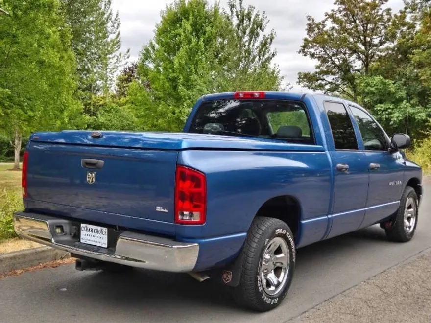 2005 Dodge Ram SLT photo 1