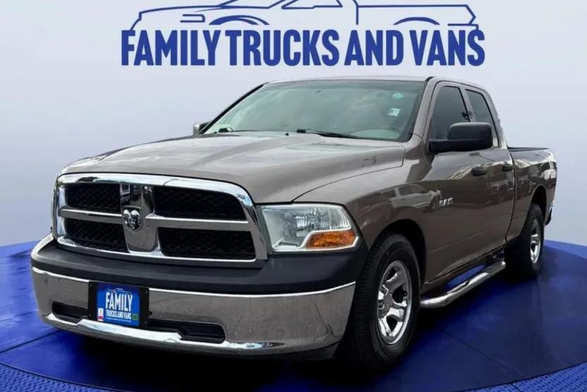2010 Dodge Ram ST photo 1