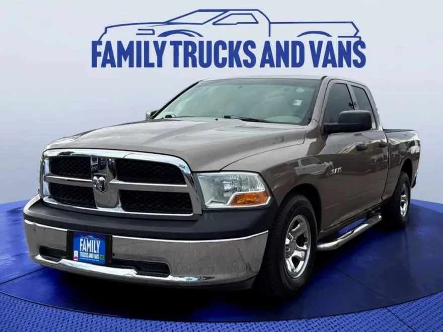 2010 Dodge Ram ST photo 1